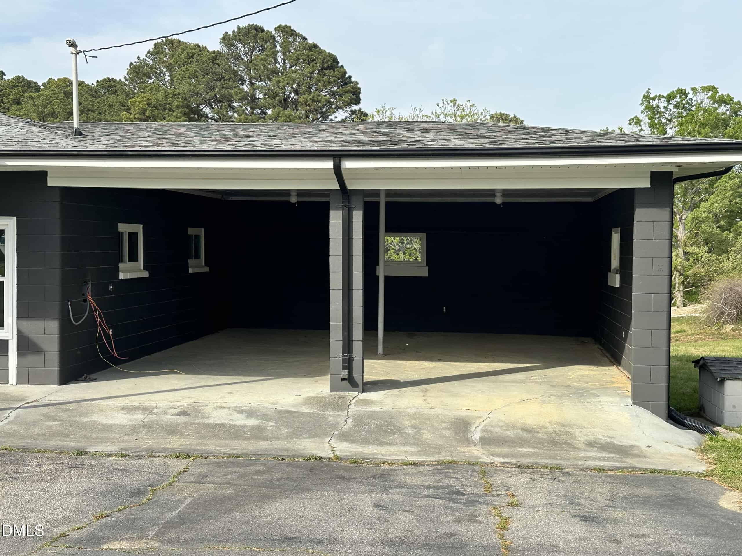 7121 Rock Service Station Road, Raleigh, NC 27603