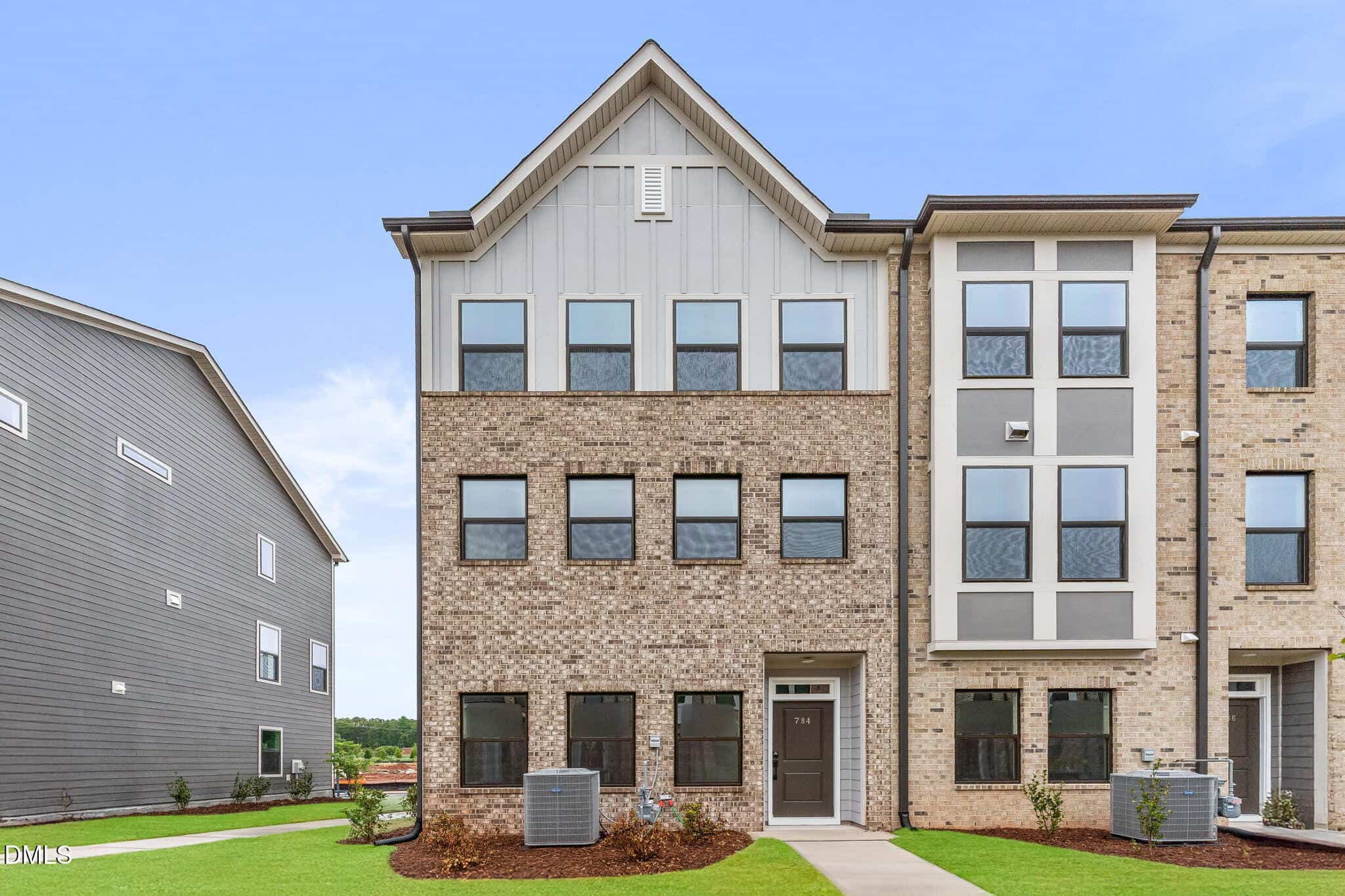 784 Ballyneal Alley, Cary, NC 27513
