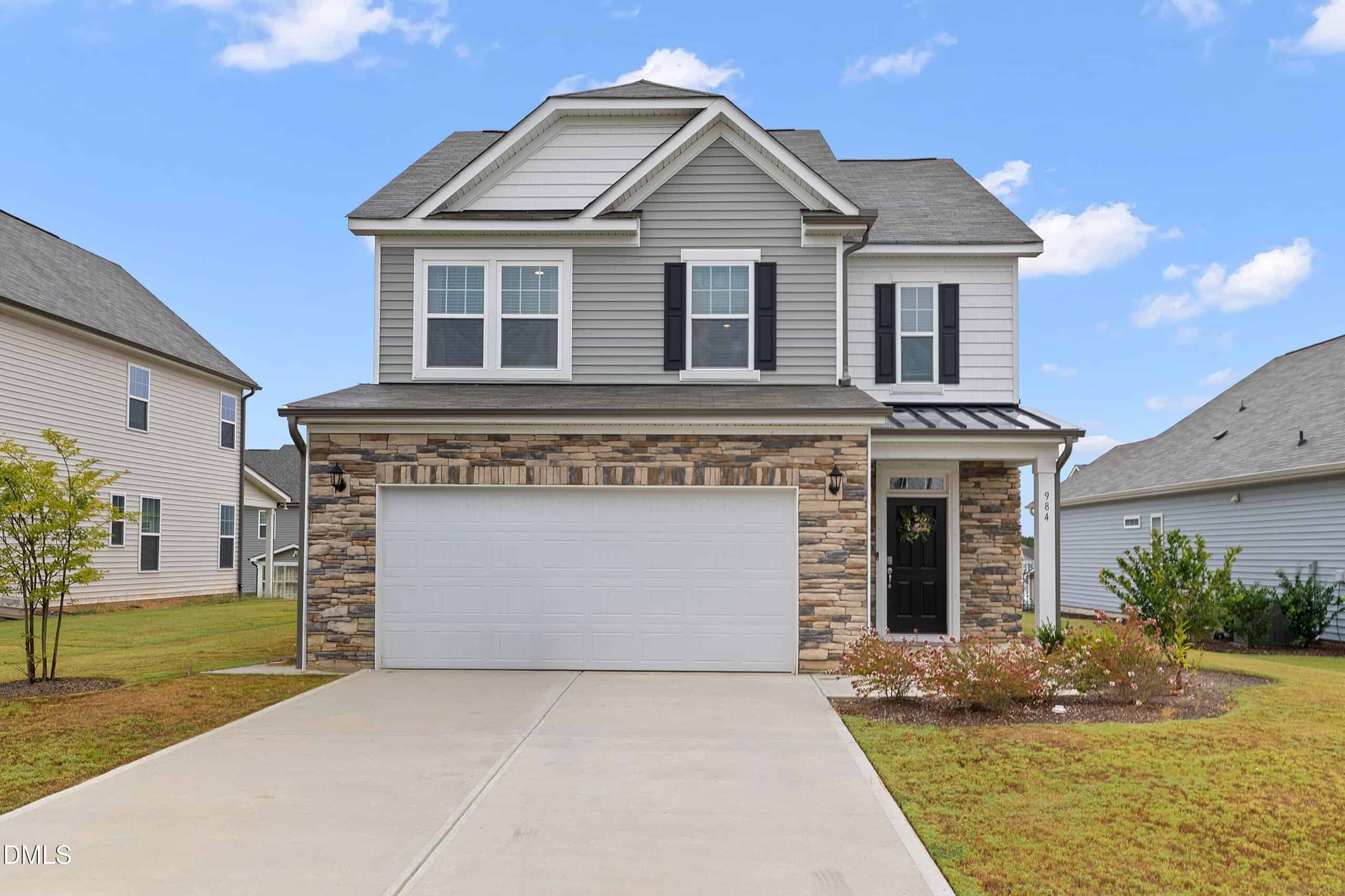 984 Channel Drop Loop, Zebulon, NC 27597