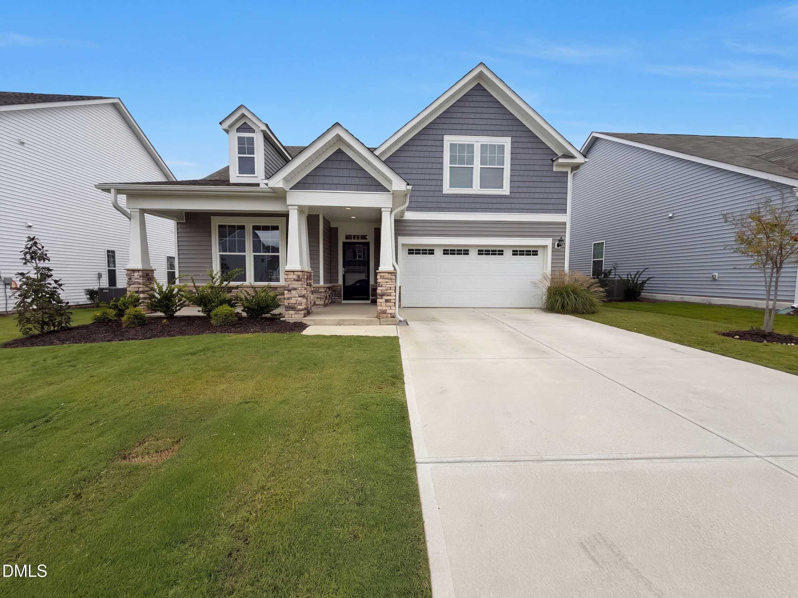 1008 Channel Drop Loop, Zebulon, NC 27597