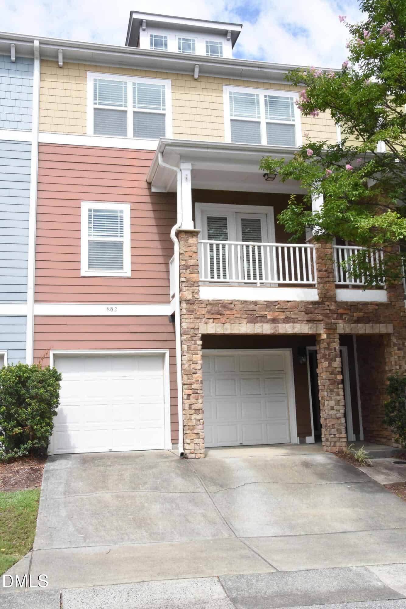 882 Queen City Crescent, Apex, NC 27523