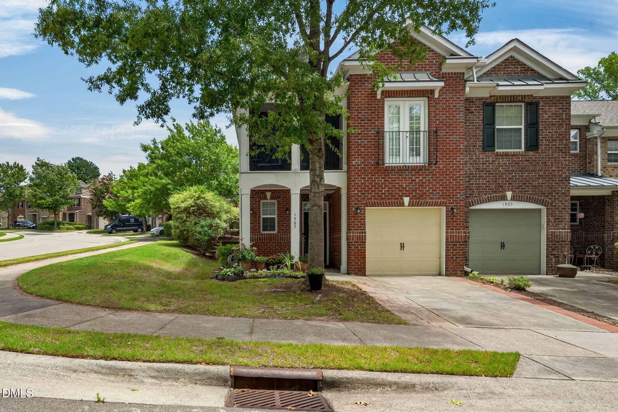 1903 Whirlaway Court, Cary, NC 27519