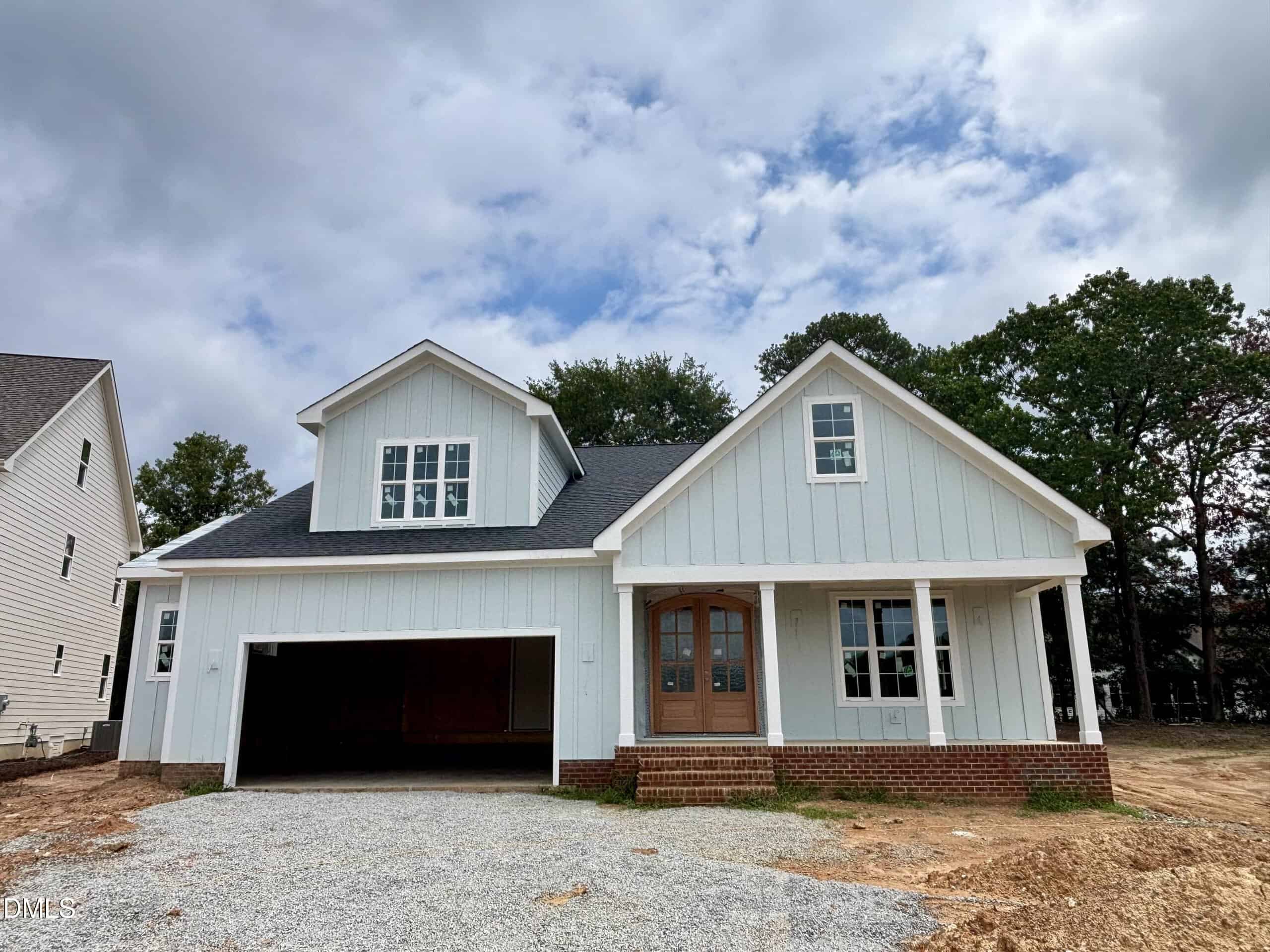 2328 Hilltop Bluffs Court, Fuquay Varina, NC 27526