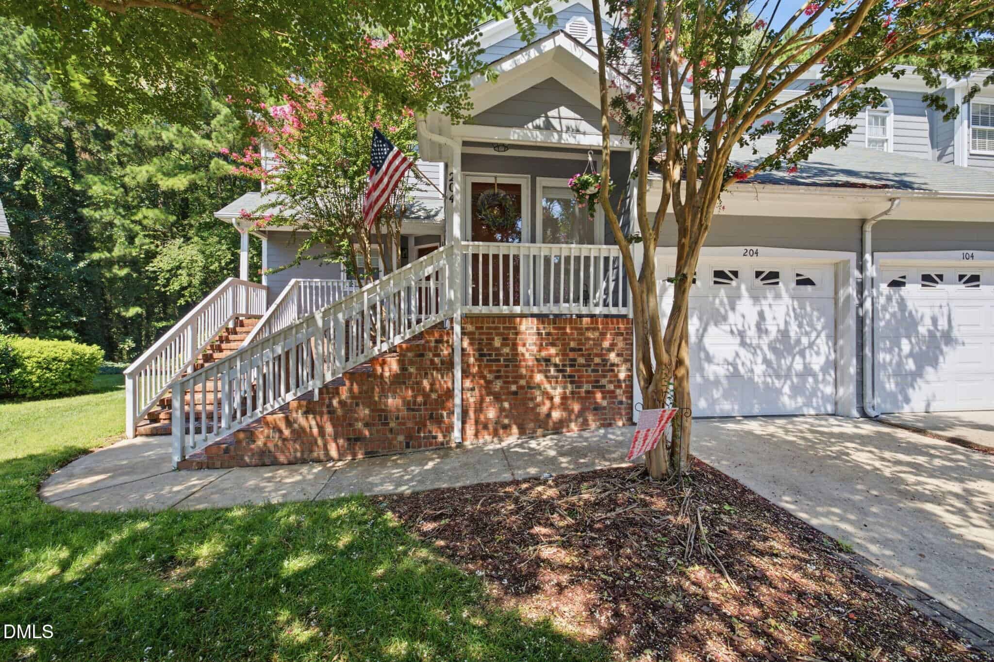 8311 Hempshire Place Unit 204, Raleigh, NC 27613