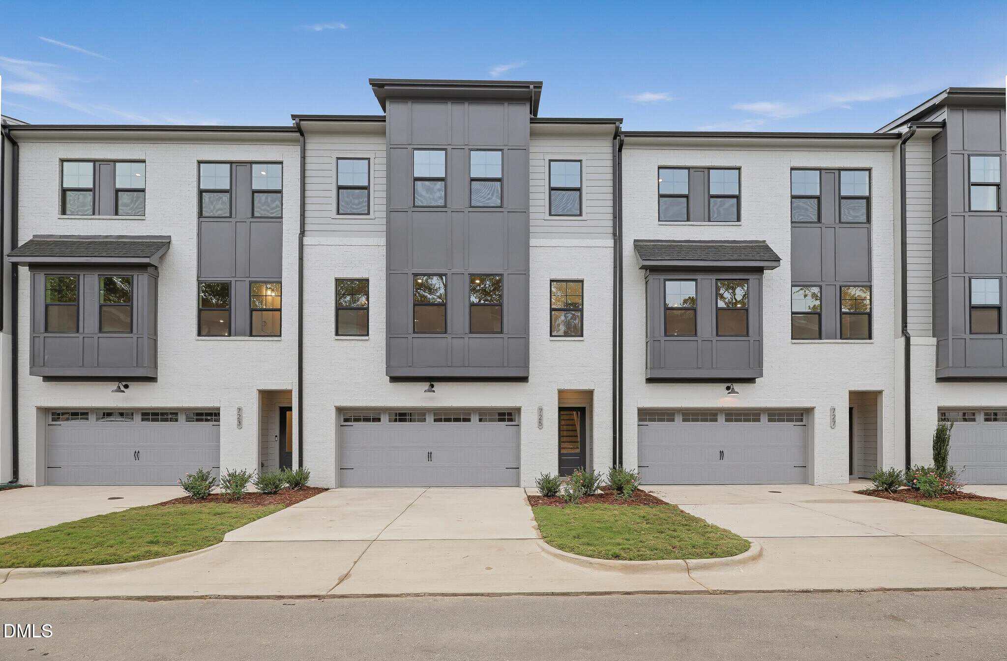 725 Mildred Oaks Court, Cary, NC 27519