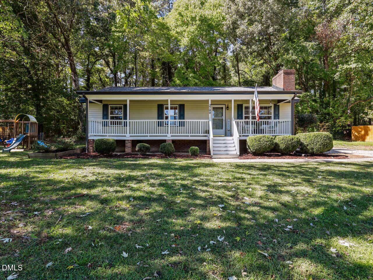 2700 Brantley Drive, Apex, NC 27539