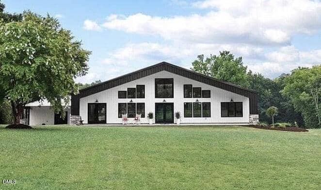 306 Hibernia Road, Henderson, NC 27537