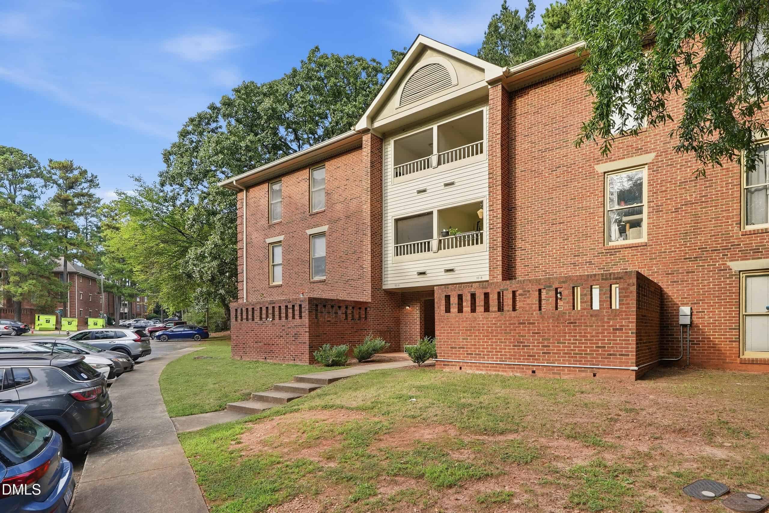 3215 Ivy Commons Drive Unit 302, Raleigh, NC 27606