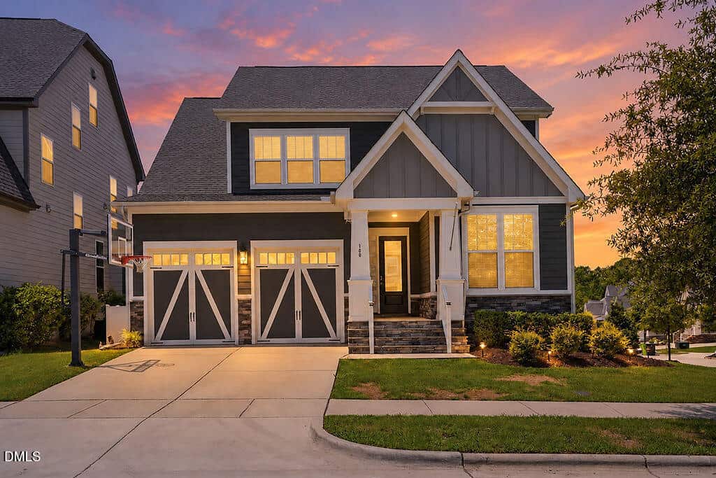 100 Oaks End Drive, Holly Springs, NC 27540