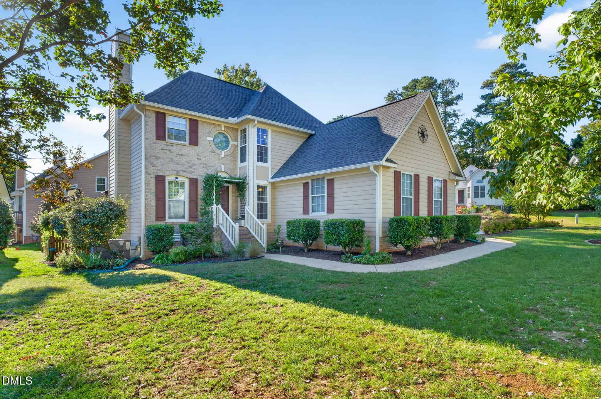 100 Glensford Way, Cary, NC 27513