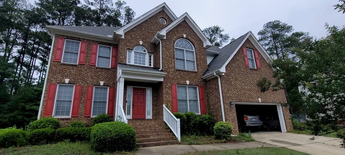 704 Rushing Falls Place, Fuquay-Varina, NC 27526