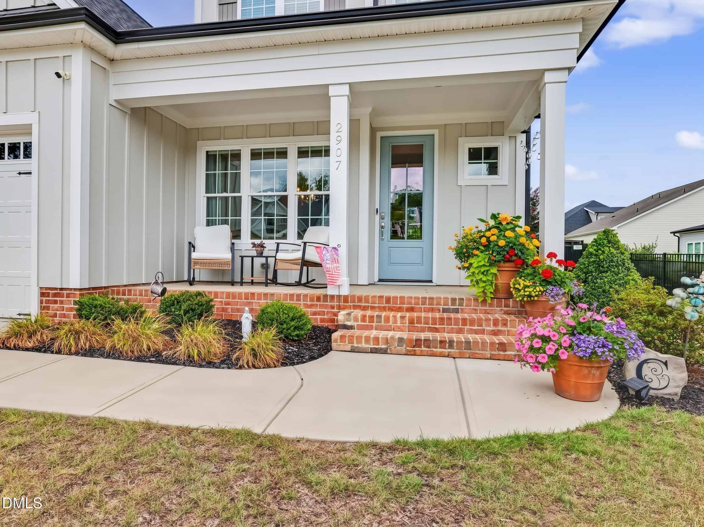 2907 Meadow Bluffs Way, Fuquay-Varina, NC 27526