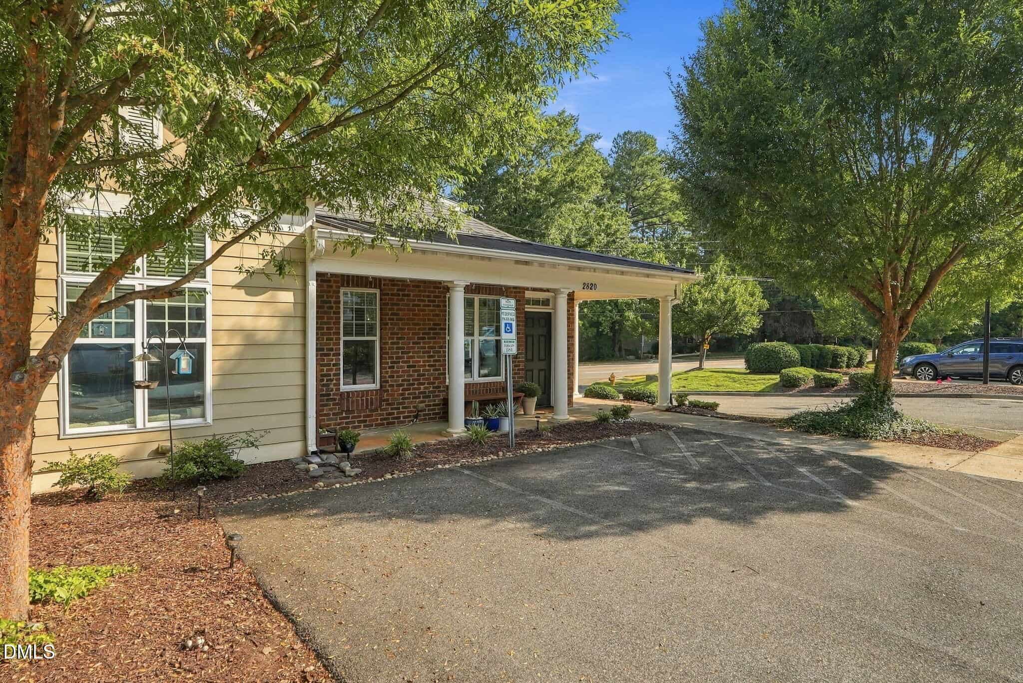 2820 Plumfield Place, Raleigh, NC 27607