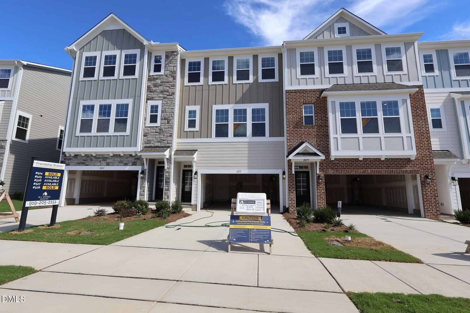 2271 Bay Minette Station, Apex, NC 27502