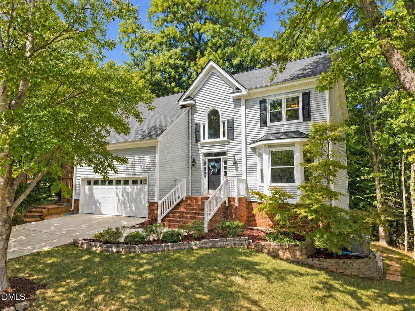 4220 Glen Erin Way, Raleigh, NC 27613