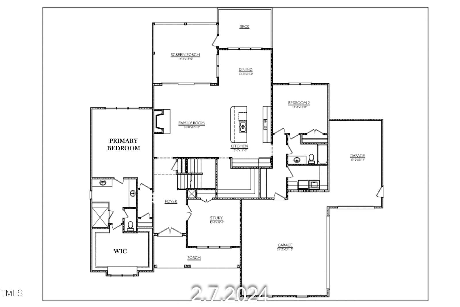 Floor plan of a house featuring a primary bedroom with en-suite bathroom and walk-in closet, family room, kitchen, dining area, screened porch, two additional bedrooms, bathrooms, garage, and deck.