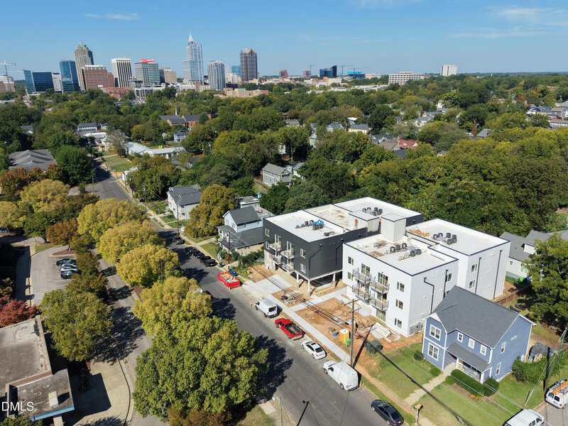 709 E Lenoir Street Unit 207