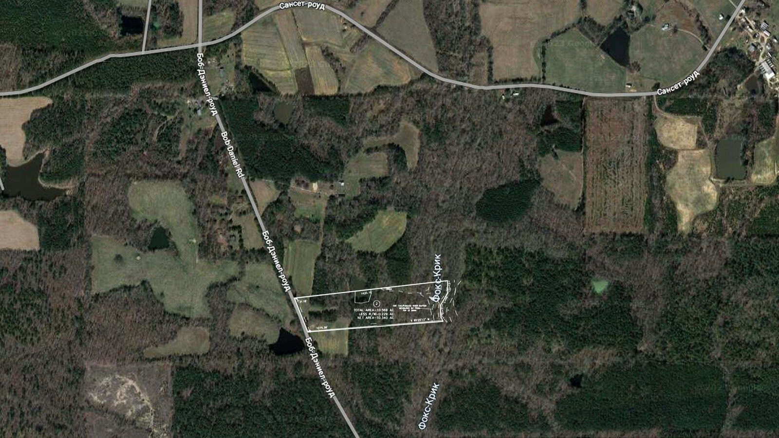 Satellite image showing a wooded area with several roads, fields, and ponds. A highlighted section in the center includes a runway labeled "South Park" along southwest Beaver Run Road and East Storey Acres Road.